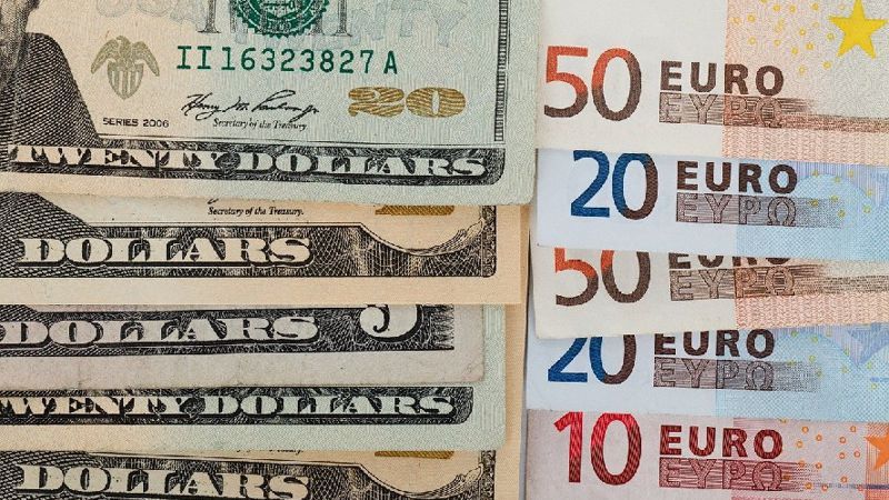 Валюта Түскі саудада доллар бағамы қымбаттады