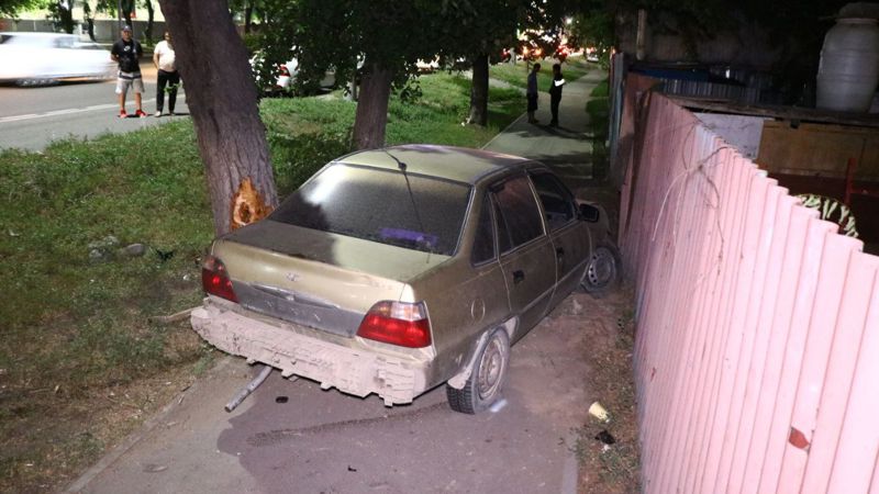 В массовом ДТП в Алматы столкнулись 5 машин