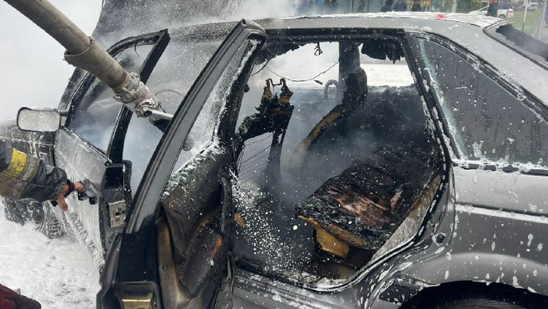Машина загорелась в юго-восточном районе Нур-Султана