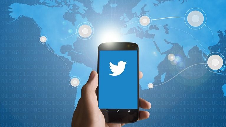 Пользователь Twitter подал в суд на компанию из-за утечки данных