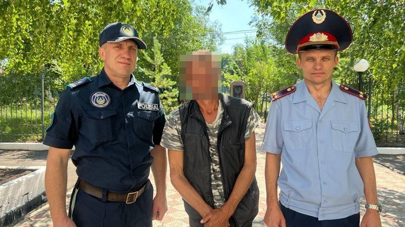 Мужчина угрожал сброситься с водонапорной башни в СКО