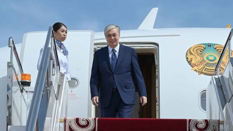 Президент Қырғызстанға барды