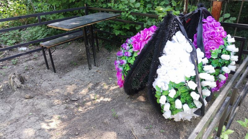 венки Разработаны правила назначения выплаты на погребение