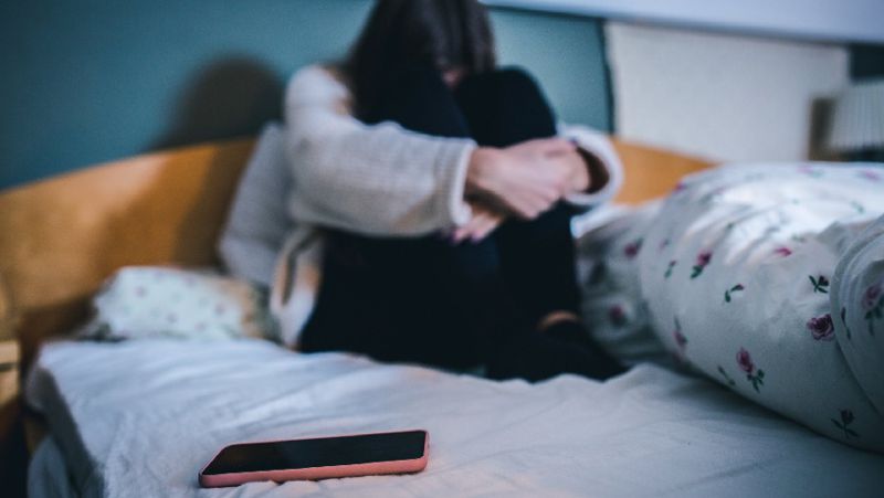 девочка Дочь, одноклассник, оскорбление, суд, сумма, астанчанка