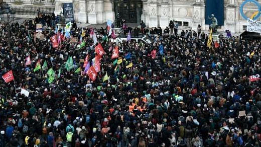 Франция Протесты во Франции: арестованы семь человек
