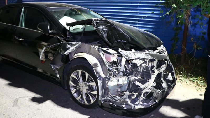 Пешеход погиб в Алматы после столкновения двух автомобилей