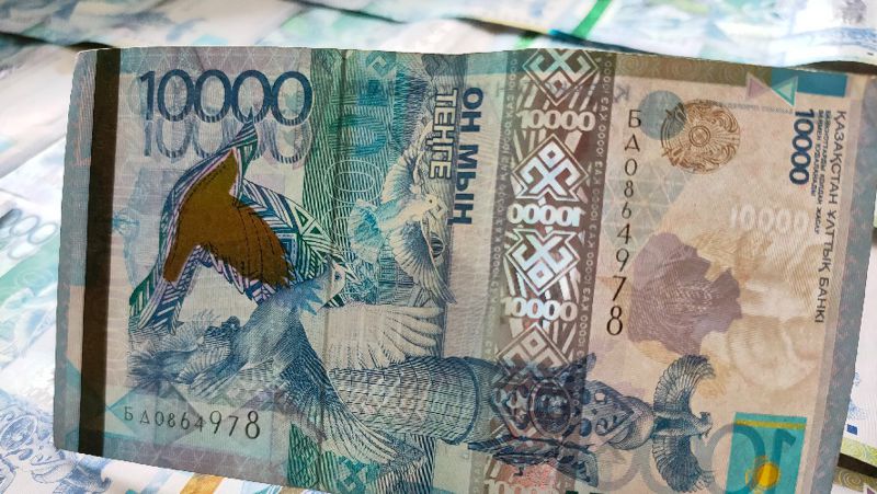 тенге президентские стипендии распределили между вузами