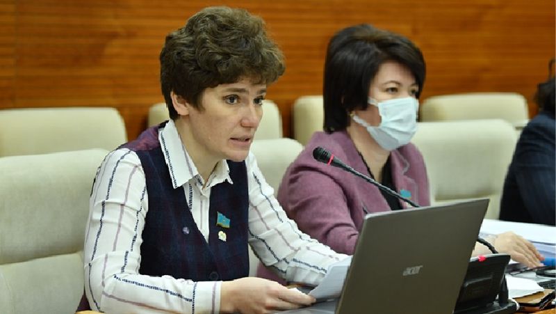 Казахстан информбезопасность проблемы депутат предложение